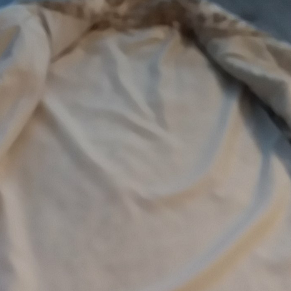 Vest - Picture 2 of 5